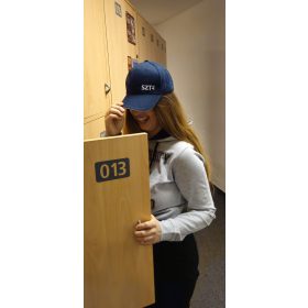 Szegedi Tudományegyetem logó baseball sapka