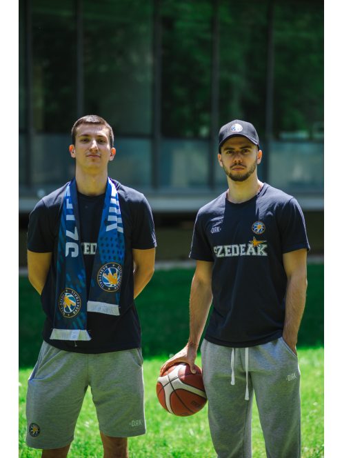 Szedeak scarf