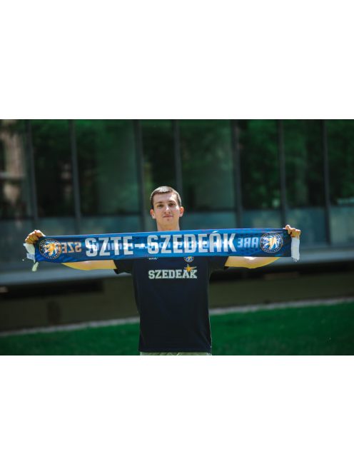 Szedeak scarf